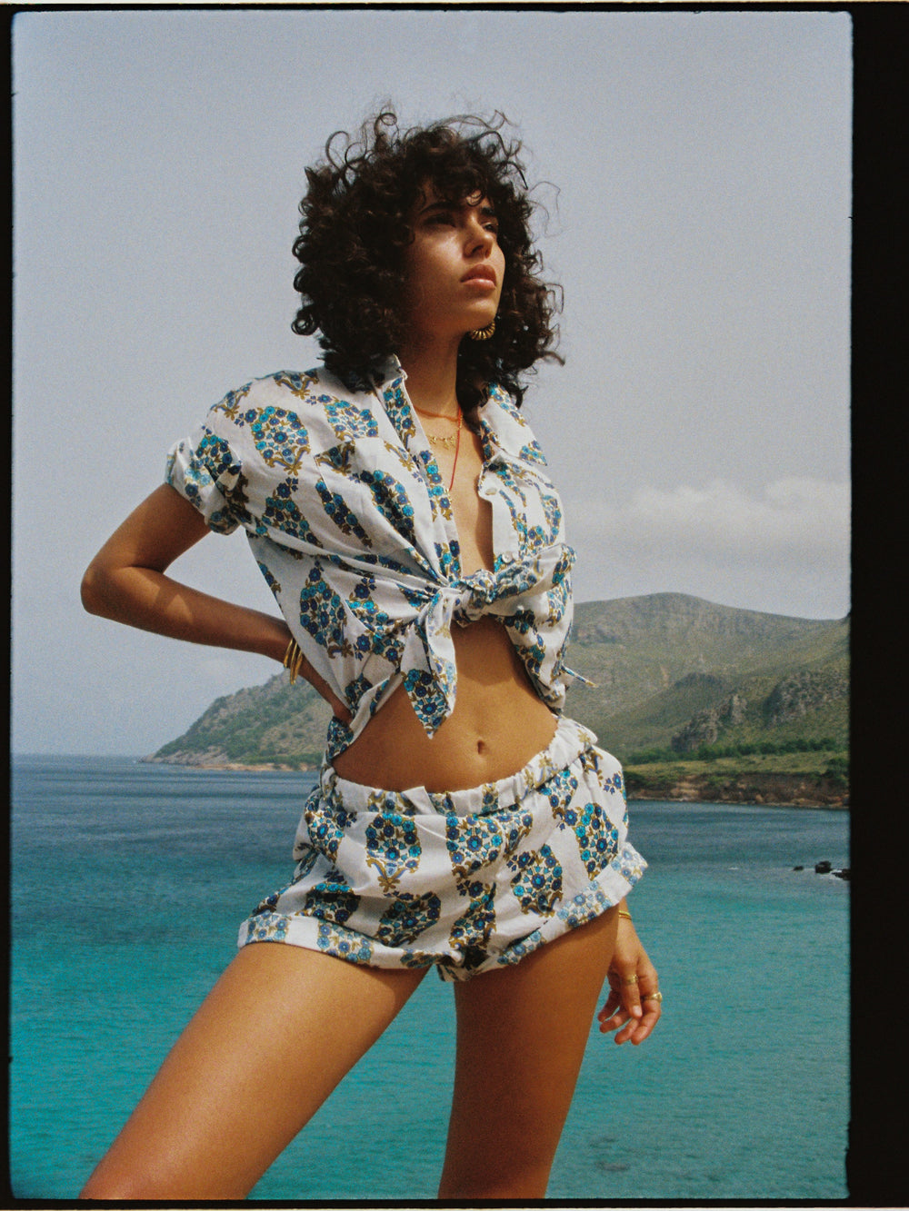 Theonie Boy Short | Boteh